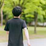ギックリ背中の痛みでお悩みの男性